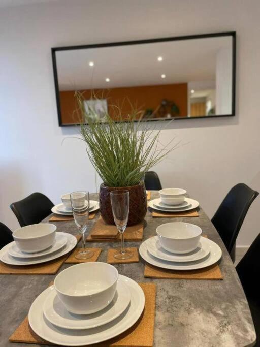 Paramount City Living 105 스윈던 외부 사진